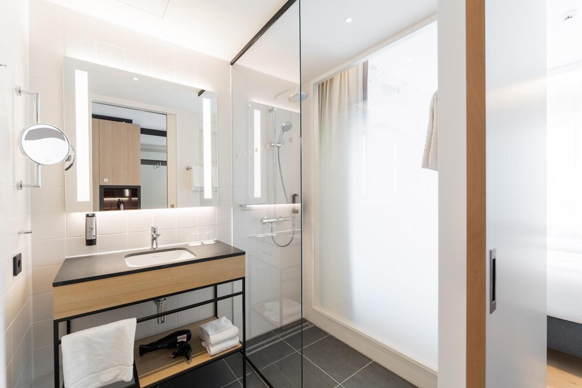 Intercityhotel เบรดา ภายนอก รูปภาพ